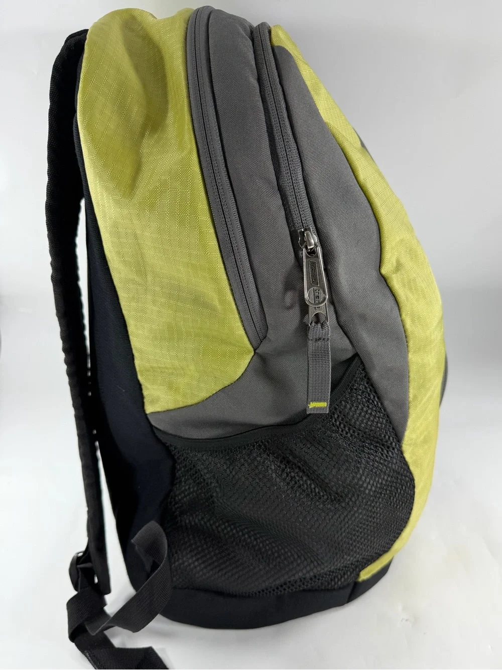 Trans by JanSport Y2K Lime Green Gray Colorblock Backpack School Hiking Daypack
